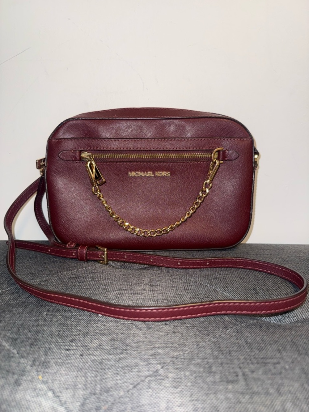Michael Kors Jet Set Large Saffiano Leather Crossbody w/ Gold Chain Merlot